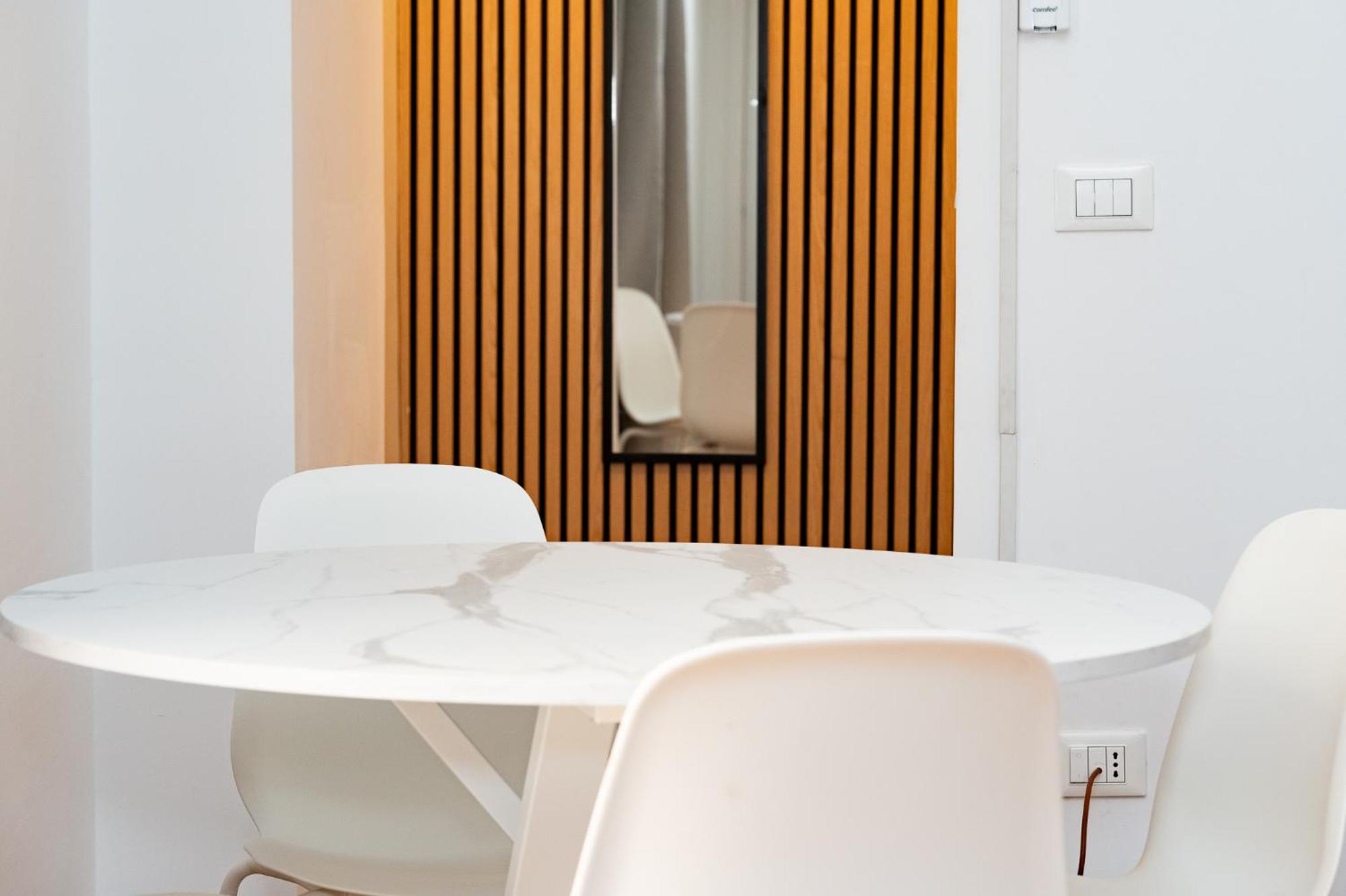 Home Smart Rent Appartamento Nei Pressi Di Via Toledo 2 Camere Da Letto Nápoles Exterior foto